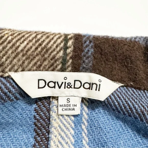 Davi & Dani Mixed Plaid Striped Oversized Shacket - Picture 8 of 10
